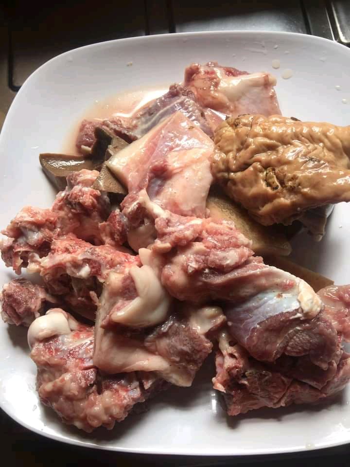 Yaylaq quzu əti, Yardımlı — cəmdəklə